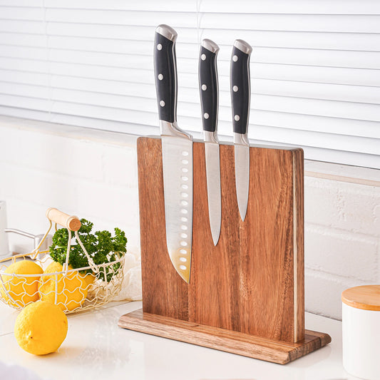 VAREON Magnetic Knife Block in acacia wood with knives displayed - premium kitchen storage
