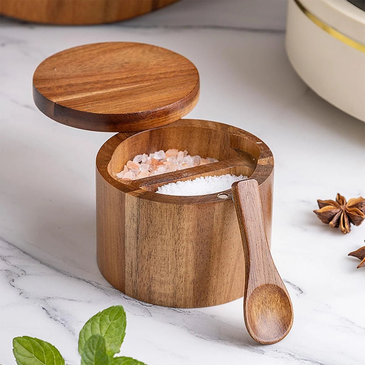 VAREON Salt Cellar – Acacia Wood - Vareon